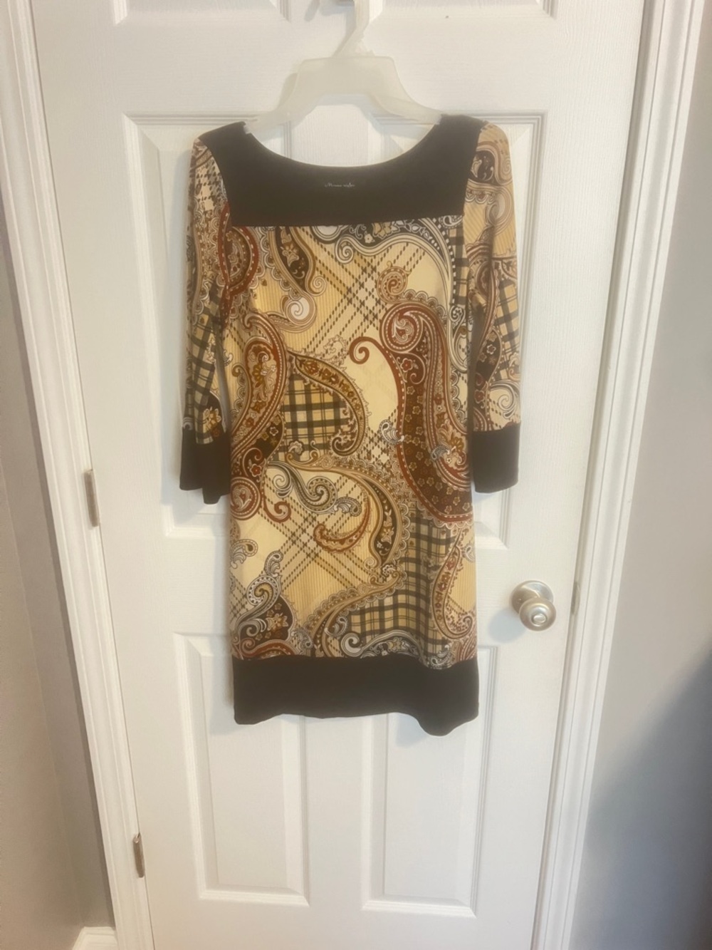 Womens Paisley Print Crewneck Dress - Black and Cream